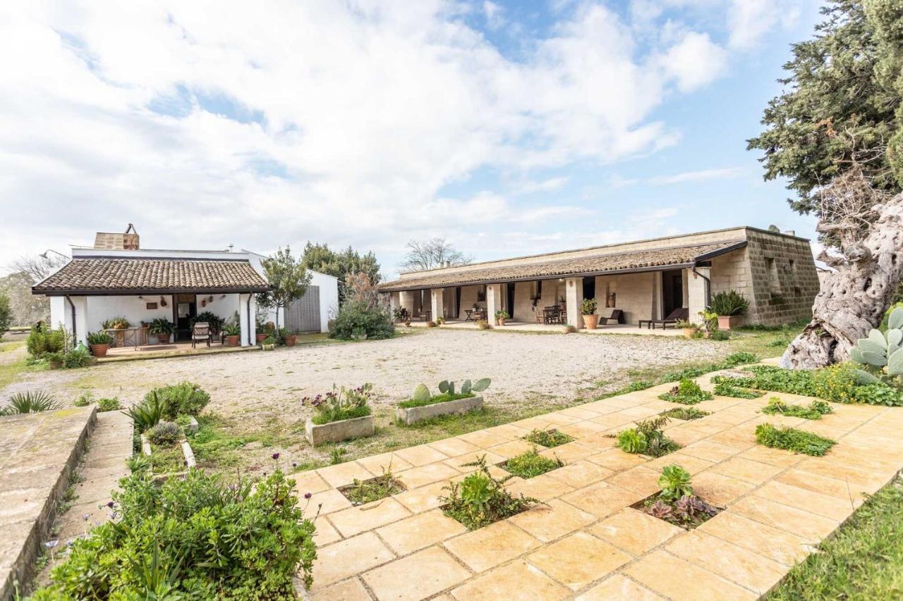 Agriturismo De Lorenzi Villa Casarano Exterior photo